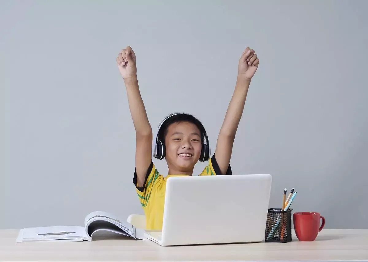 How to Learn Leadership Skills in Distance Learning