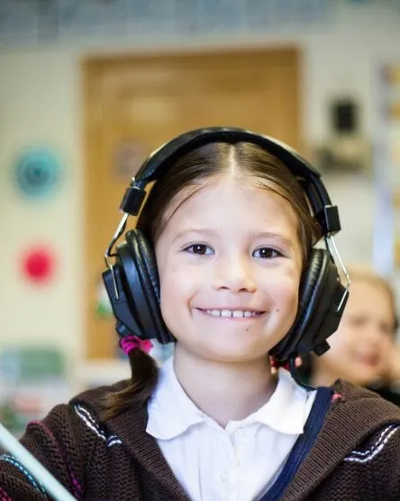 10 Helpful Tips in Choosing The Right School For Your Child