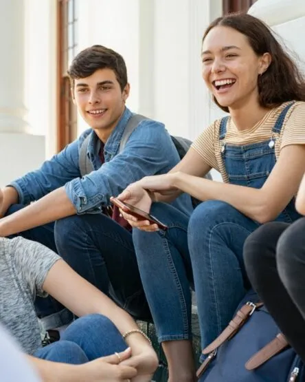 5 Ways How to Make New Friends as a Transfer Student in High School