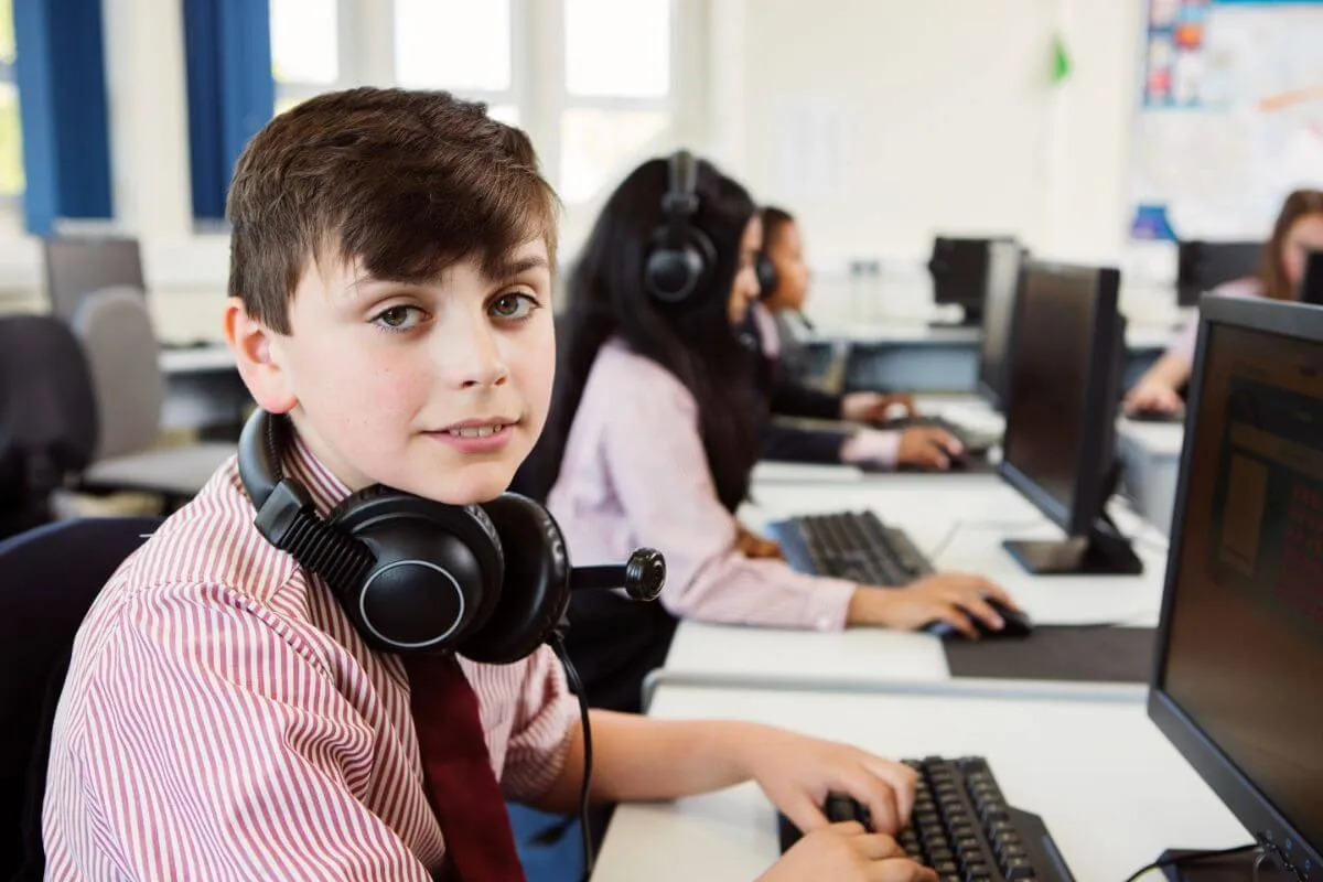 The Role of Technology in Private Schools in Pasig: Advantages and Disadvantages