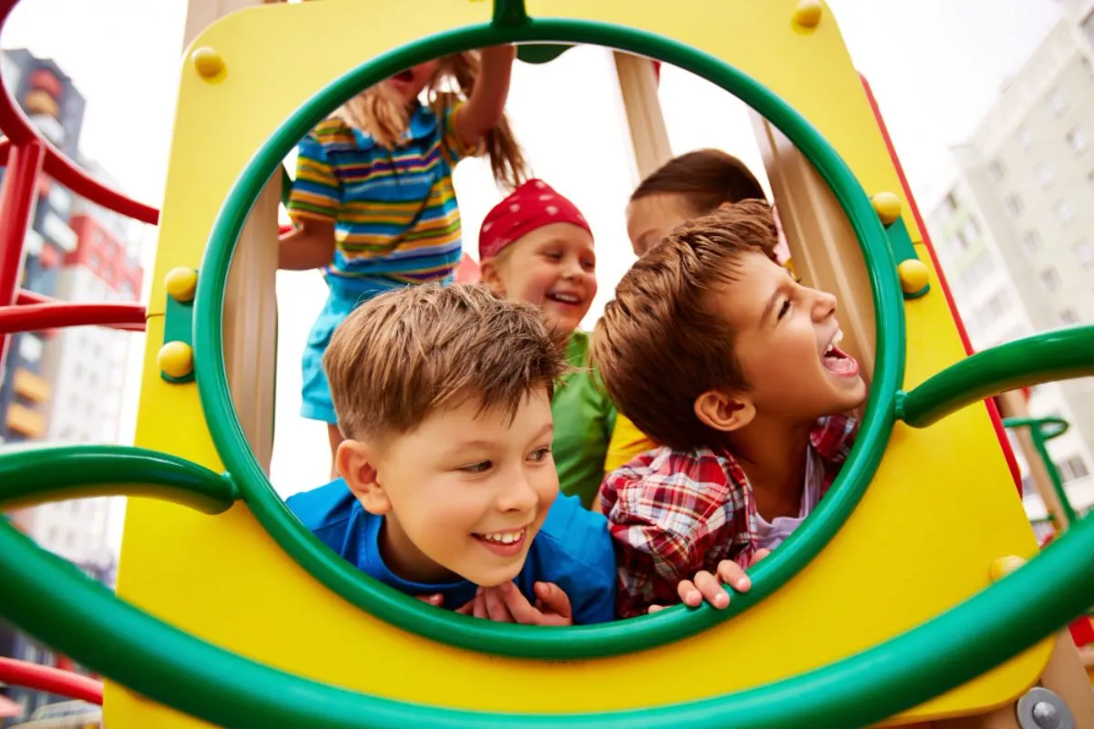 7 Benefits Of Incorporating Play Into Learning For Younger Children