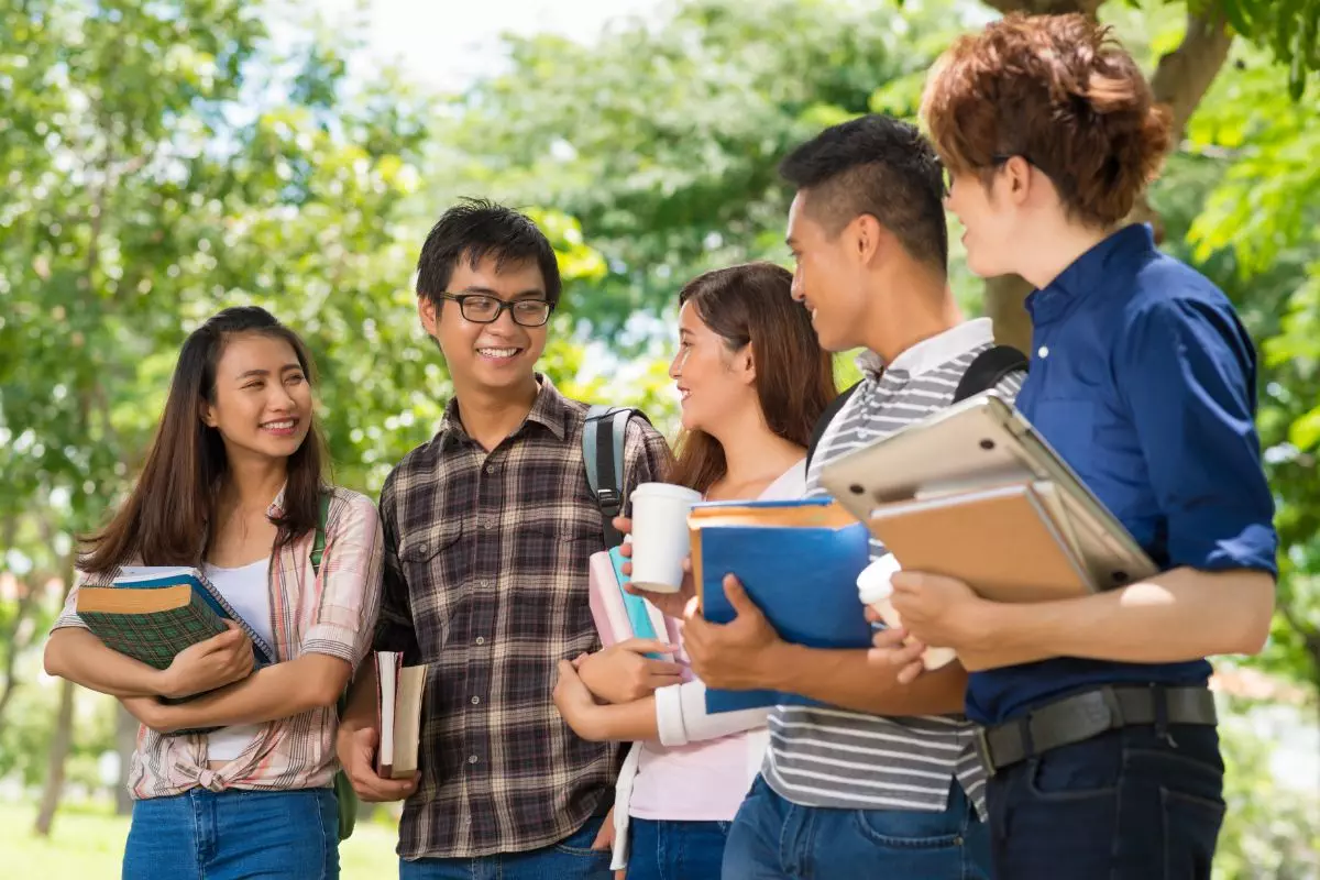 5 Ways International High School Prepares You For College