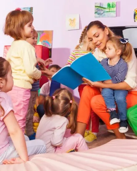 How Story Time in Schools Encourages Communication in Children